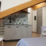 Annabella's 4*