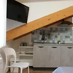 Annabella's 4*
